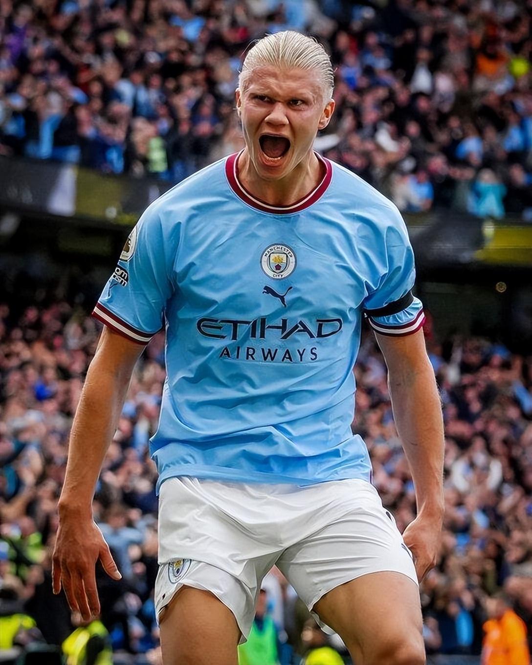 罗伯逊：萨拉赫是队史最佳之一，希望能继续与他并肩作战（罗伯逊盛赞萨拉赫为队史顶尖之一，盼继续与其并肩作战）