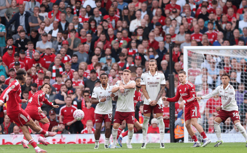 达拉博纳：03年欧冠决赛前，大因扎吉和舍瓦发生争执互相辱骂（达拉博纳称：2003年欧冠决赛前，皮波因扎吉与舍甫琴科激烈争吵并互相辱骂）