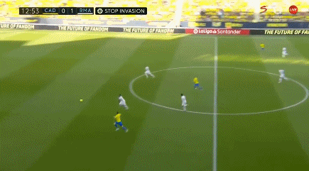 斯卢茨基：米内罗已经做好首发的准备，目前球队人员比较齐整（斯卢茨基称米内罗已具备首发条件，球队阵容基本齐整）