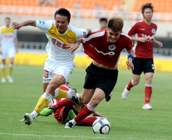 解放者杯决赛前瞻：帕尔梅拉斯进攻最强，弗拉门戈防守最稳固（解放者杯决战前瞻：帕尔梅拉斯攻击线最犀利，弗拉门戈防线最牢靠）